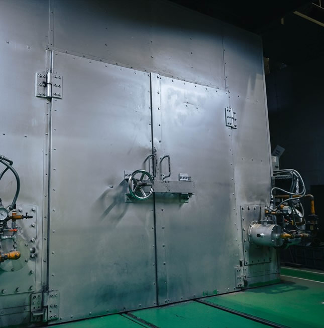 バッチ式焼成炉